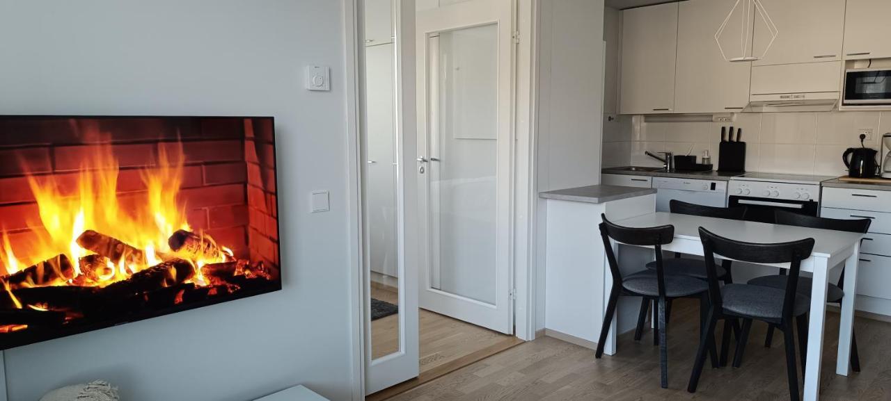 Kodikas Huoneisto, Oma Sauna, Ilmainen Pysaekoeinti Rovaniemi Extérieur photo